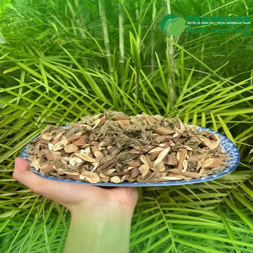 Bạch đồng nữ khô được đóng gói cẩn thận, đảm bảo chất lượng