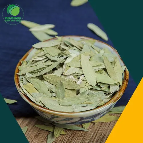 Hình ảnh các loại rau xanh và trái cây tươi tốt cho hệ tiêu hóa của trẻ